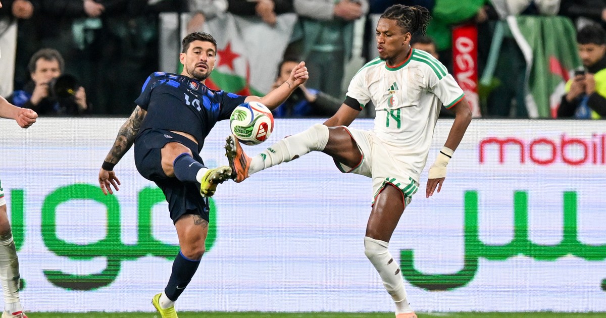 Argelia, el rival del debut para Argentina en el Mundial 2026, le jugó de igual a igual a Uruguay y empató en Turín