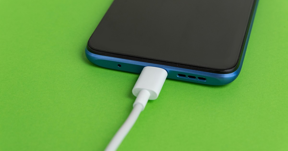 Tu Android no enciende ni carga: estos tips pueden revivirlo